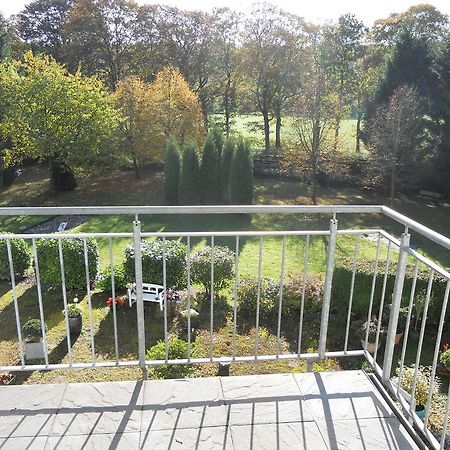 Schmuckstueck In Essen Apartment Ruang foto
