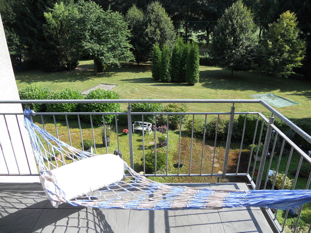 Schmuckstueck In Essen Apartment Ruang foto